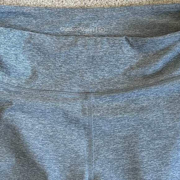 Outdoor Voices Leggings Blue Grey in Medium - Picture 2 of 2